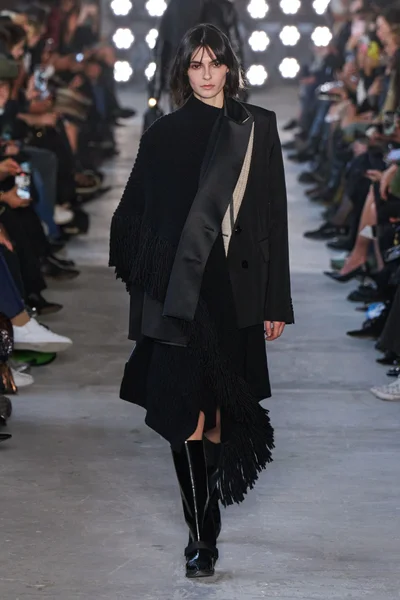 Look 37